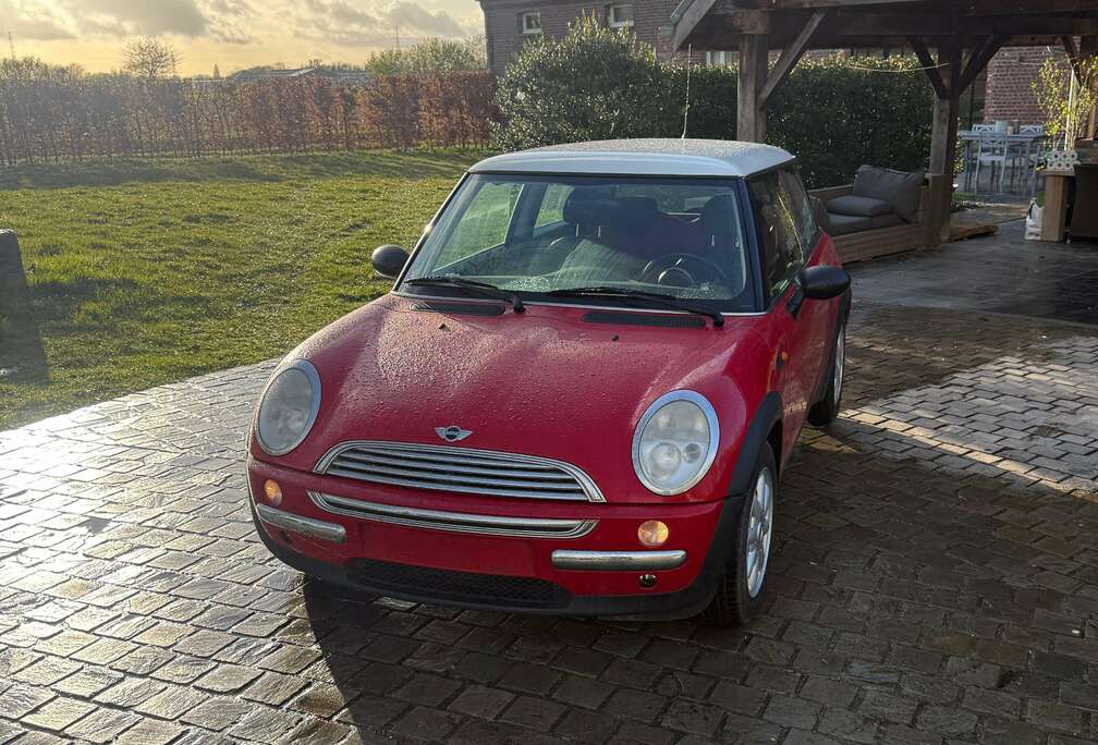 MINI Mini 1.6i 16v Cooper