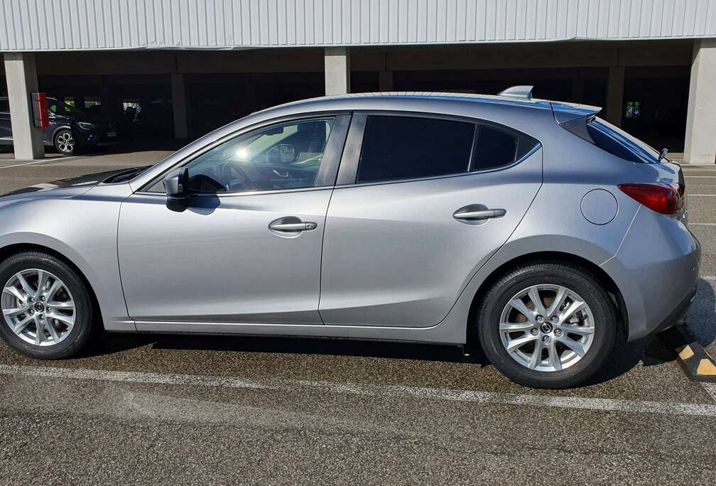 Mazda 3 2.0i Active