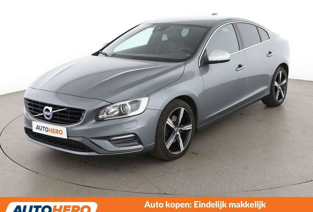 Volvo 2.0 D4 Momentum
