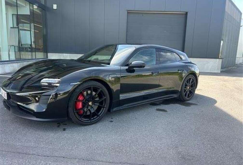 Porsche Sport Turismo 93.4 kWh GTS