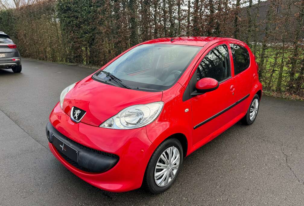 Peugeot AUTOMATIQUE / AIRCO /