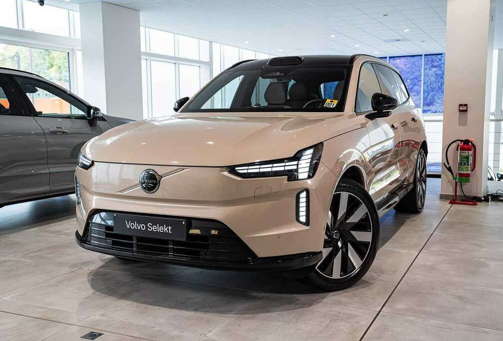 Volvo Ultra, Twin Motor, 7 places