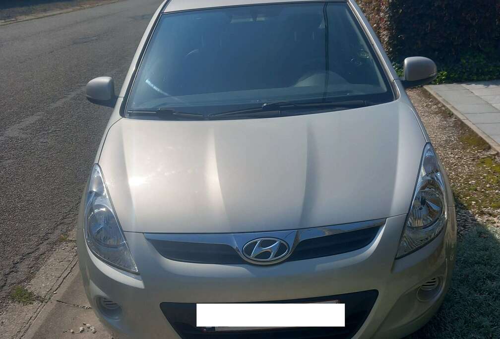 Hyundai 1.2i+Comfort+MY2011