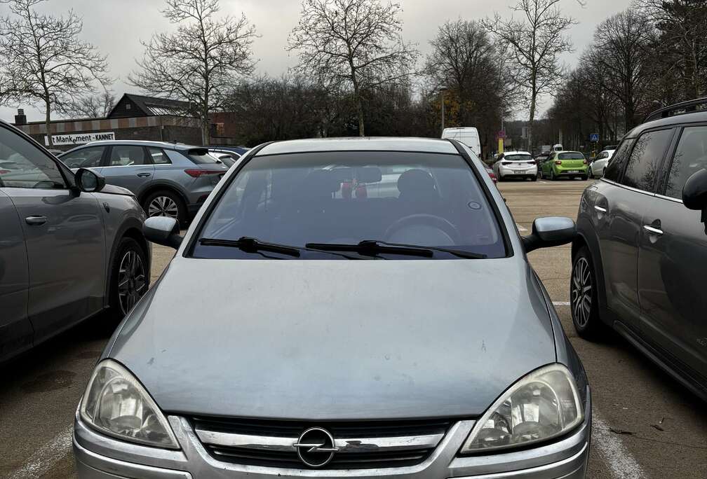 Opel Opel Corsa 1.0 ecotec (prix negociable)