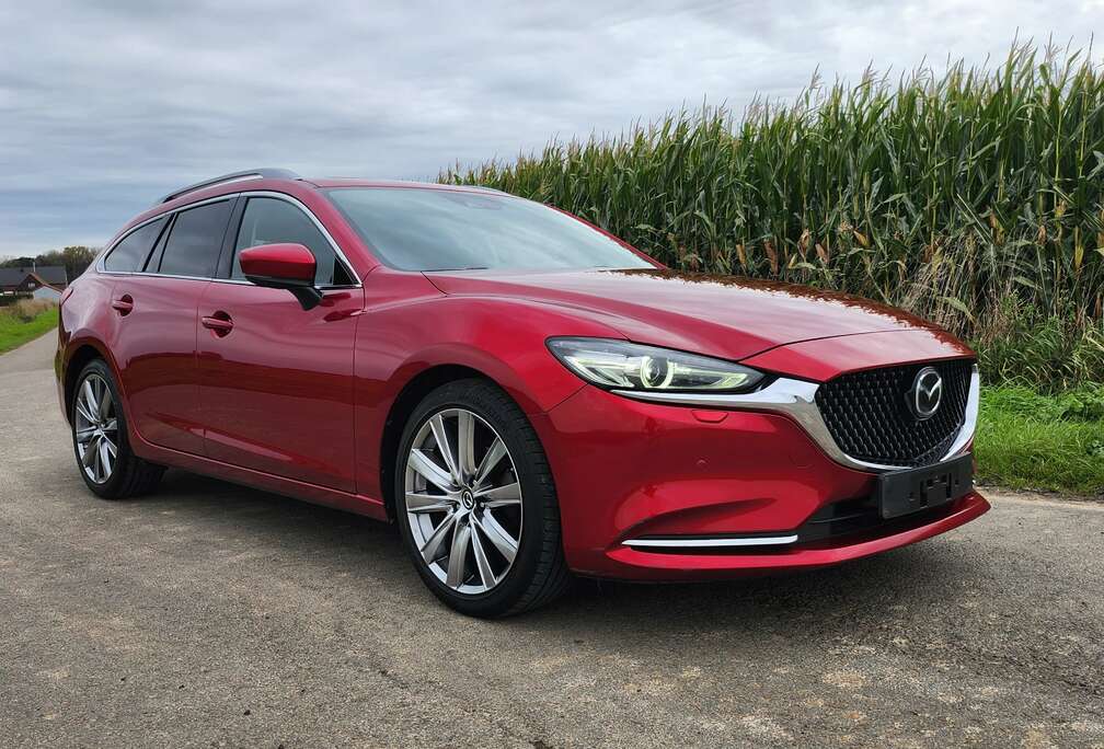 Mazda break ,full options: leder,BOSE,LED,Apple/android)