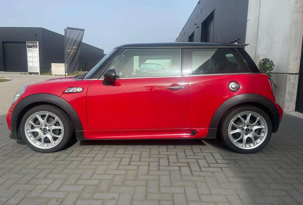 MINI 1.6I JCW, Airco, Panoramadak, Sportonderstel,175PK