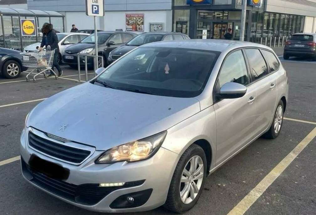 Peugeot SW BlueHDi 120 EAT6 Stop & Start Active