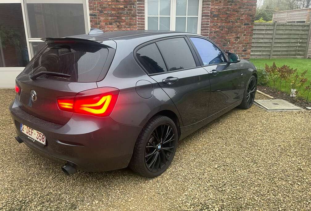 BMW 118i Sport Line