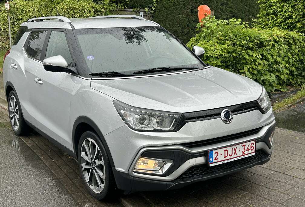 SsangYong e-XGi 160 2WD Crystal