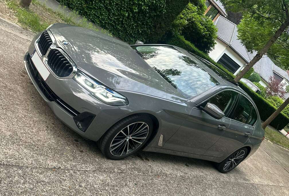 BMW 520iA MHEV