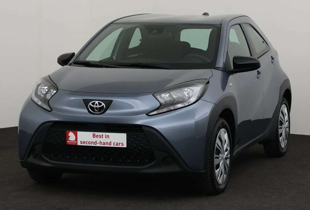 Toyota 1.0I + CARPLAY + CAMERA + CRUISE