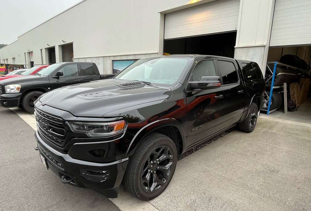 Dodge 1500 Limited Night Edition