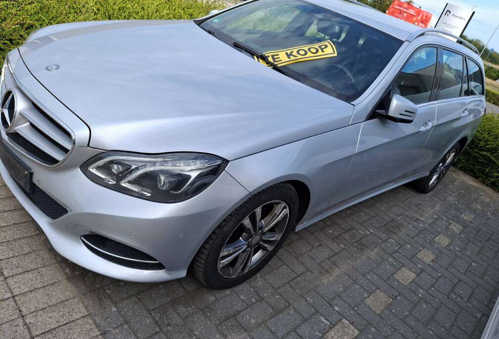 Mercedes-Benz E 220 BlueTEC 4-Matic Avantgarde