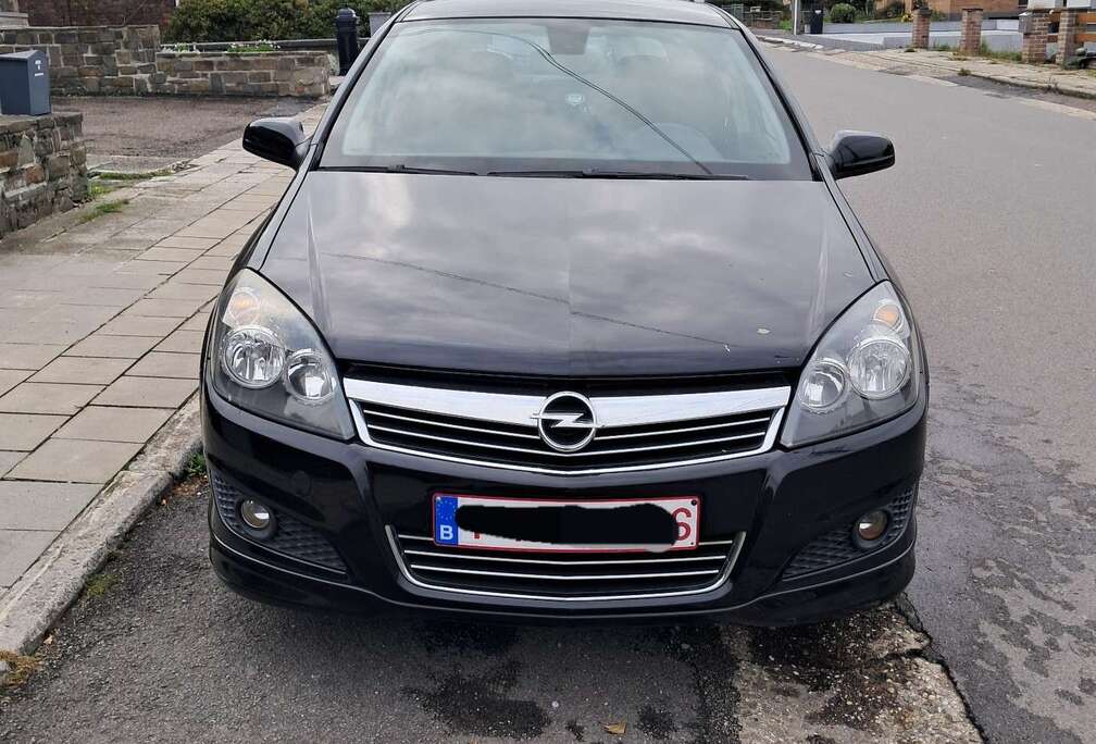 Opel 1.6i Sport