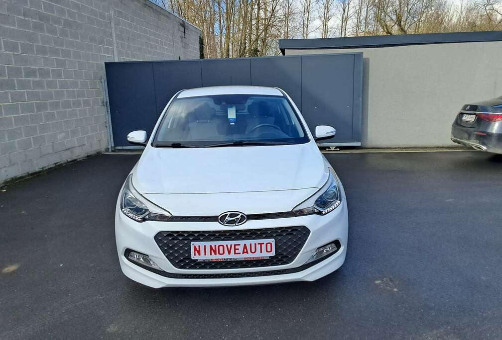 Hyundai 1.2i Pop 1STE EIGENAAR BLUET AIRCO CRUISE PARKHULP