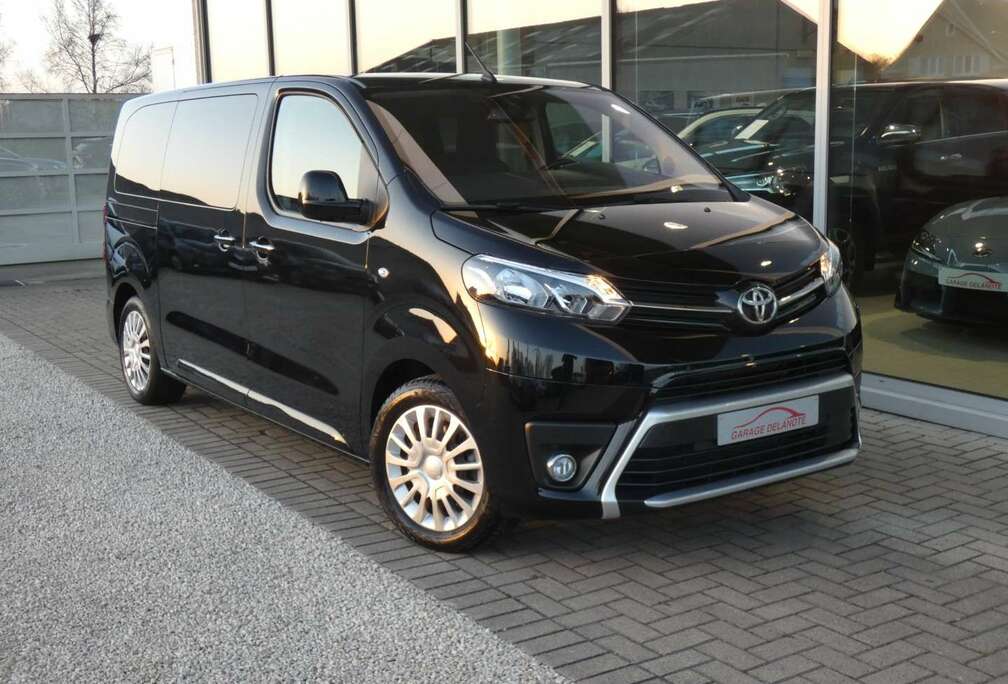 Toyota Verso 2.0D AUTOMAAT 177pk MPV+TREKHAAK 8PL