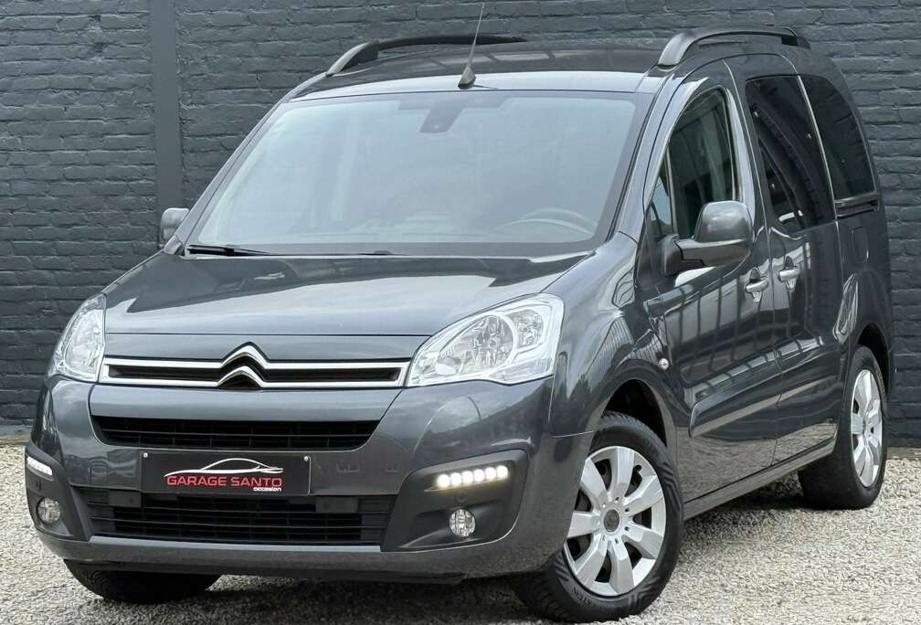 Citroen Berlingo 1.6 BlueHDi 5 Places /CarPlay/Cam./Navi/Led/Garantie12mois/