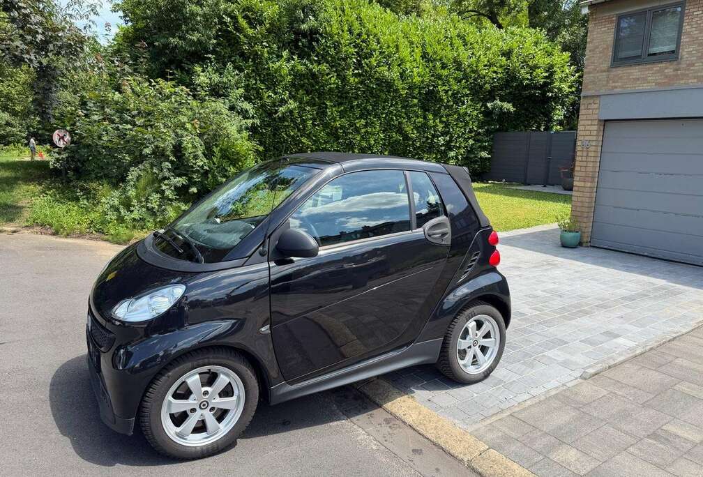 Smart Smart fortwo 1.0 Micro Hybrid Drive pure