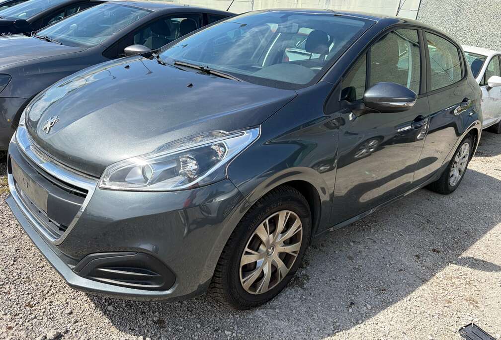 Peugeot 208 1.2i PureTech Access
