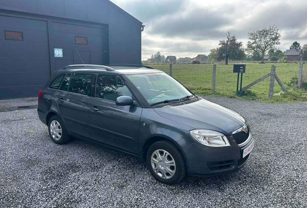 Skoda 1.2 essence AIRCO Break CRUISE Controle