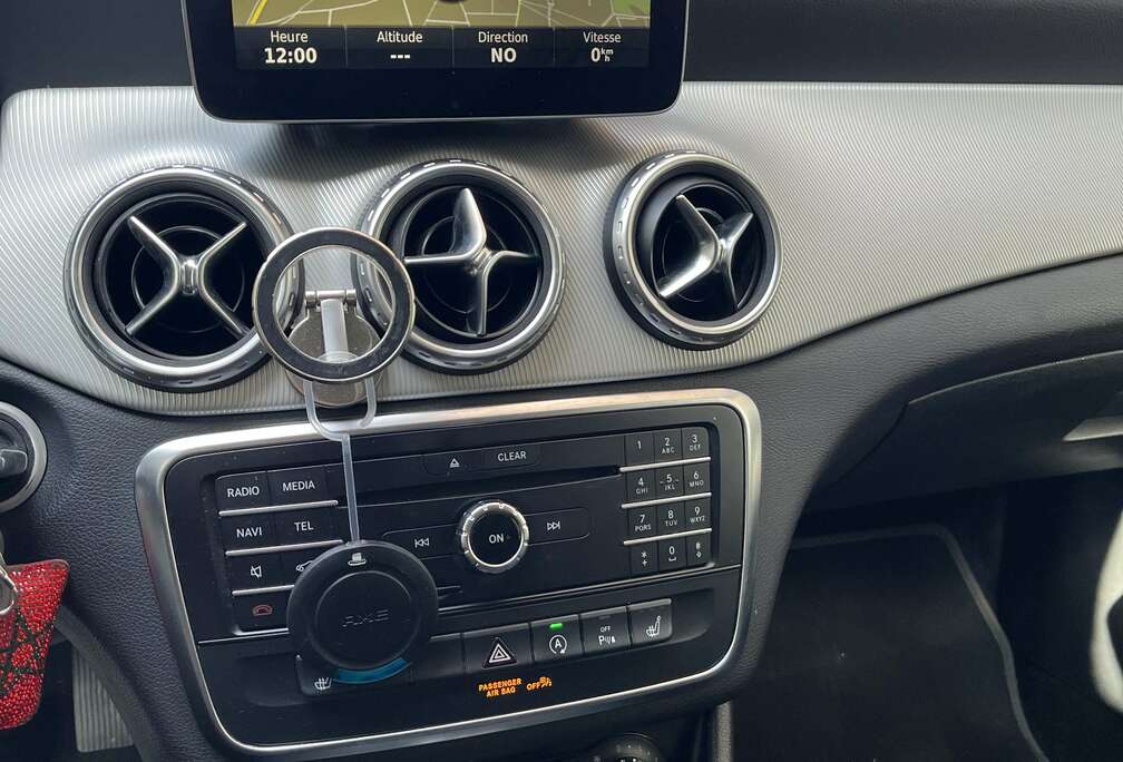 Mercedes-Benz gla 180  tout terrain