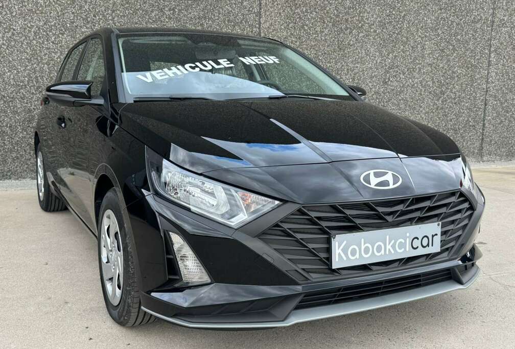 Hyundai i20 1.2i // VEHICULE NEUVE//CARPLAY/GPS/GARANTIE