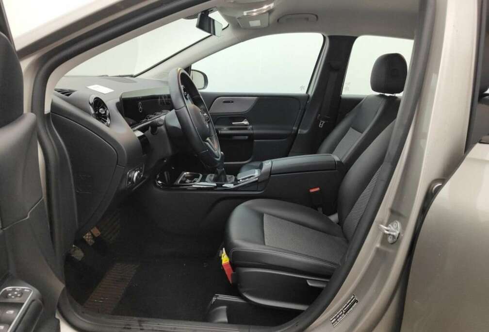 Mercedes-Benz B 180 d (EU6AP)