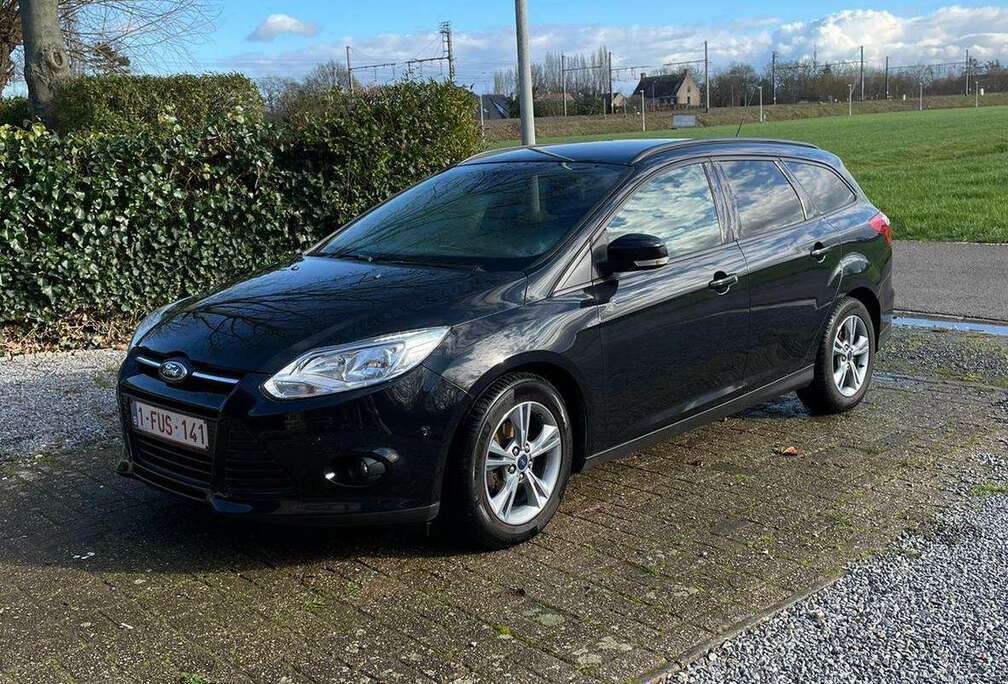 Ford Focus Turnier 1.0 EcoBoost Start-Stopp-System SYNC Edition