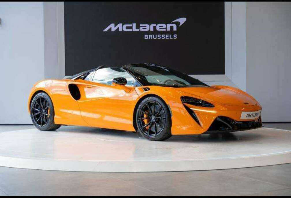 McLaren Artura Spider - Available as of Q1 2025