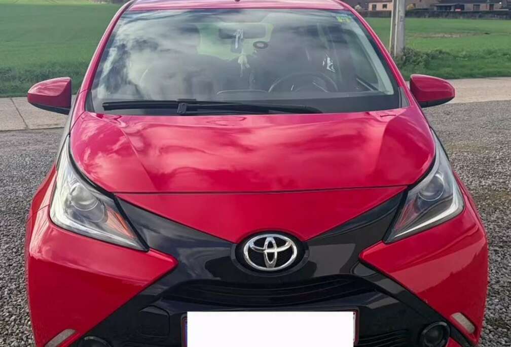 Toyota 1.0i VVT-i x-play M/M