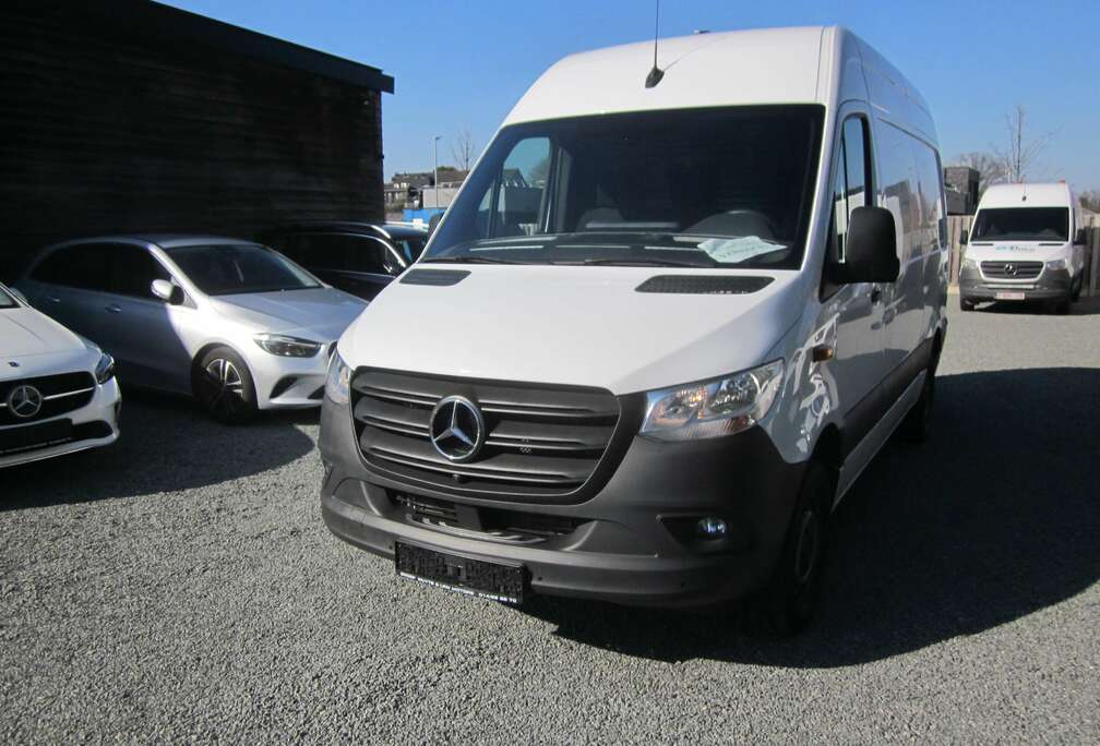 Mercedes-Benz 317 CDI L2/H2 TREKHAAK 3500 KG - AUTOMAAT