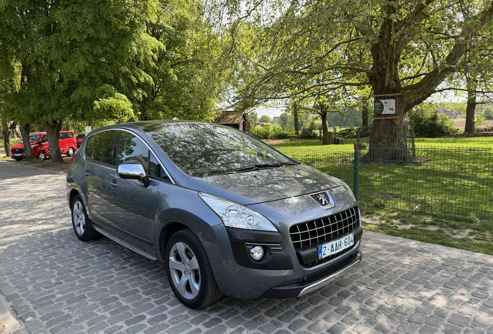 Peugeot 3008 1.6 e-HDi *** AUTO *** ÉTAT NEUVE