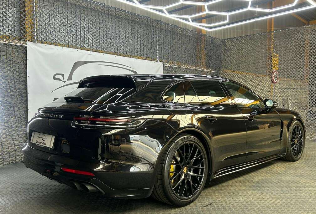 Porsche 4 e-Hybrid Sport Turismo 2.9 V6 Bi-T.PDK (340 kW)