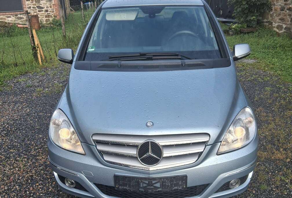 Mercedes-Benz B 180 CDI