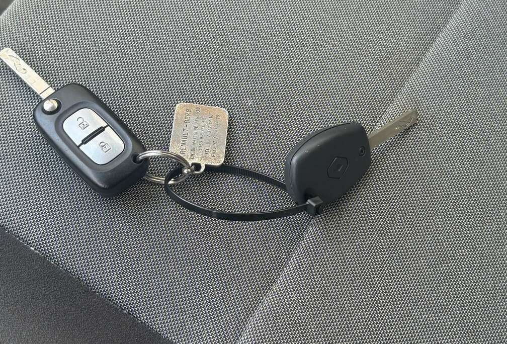 Renault 1.2i