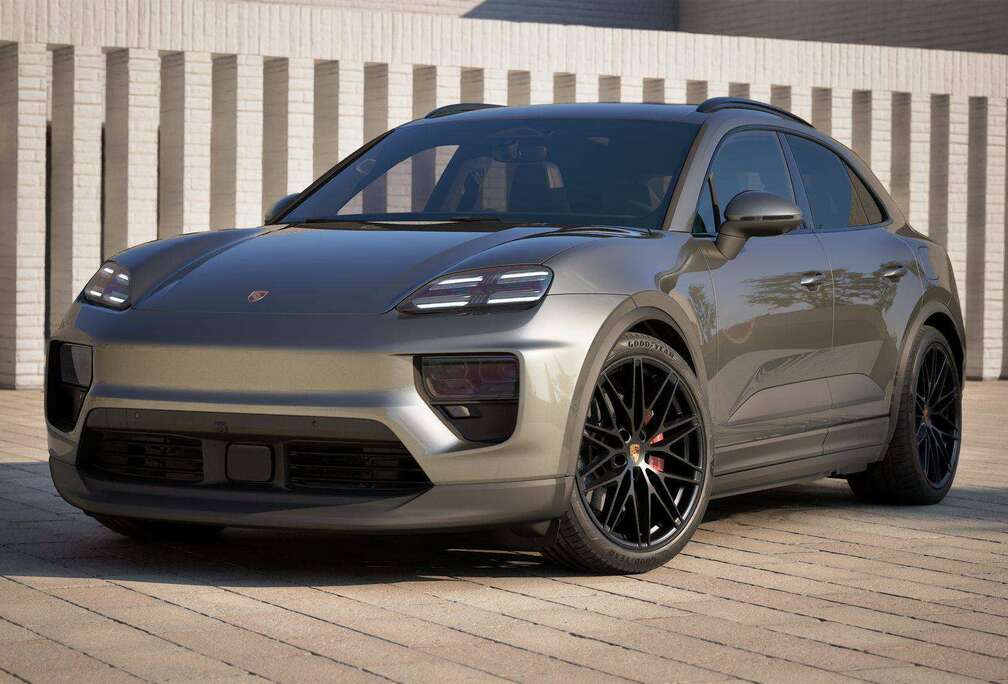 Porsche 4S 100KW/22\