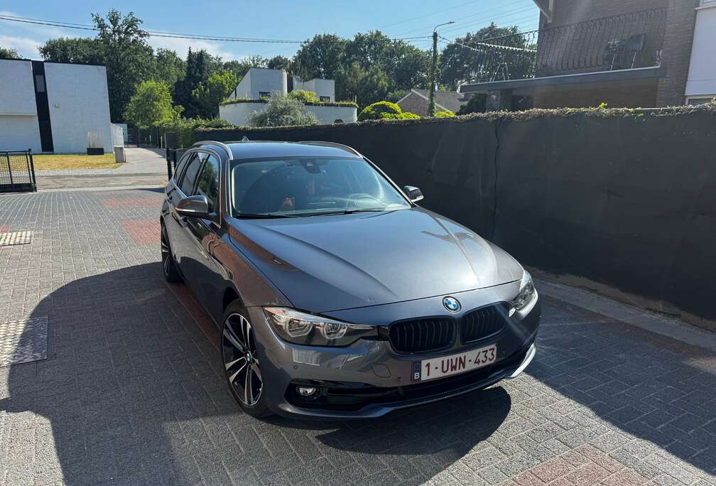 BMW Touring 320 dA AdBlue (EU6d-TEMP)