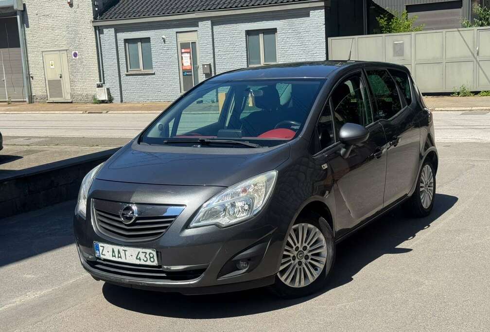 Opel 2011//241.000KM//NAVI//AIRCO