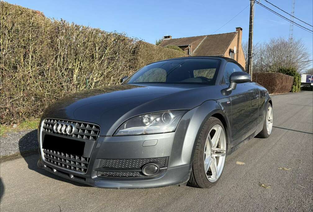 Audi S-line / Cabrio / Automatique