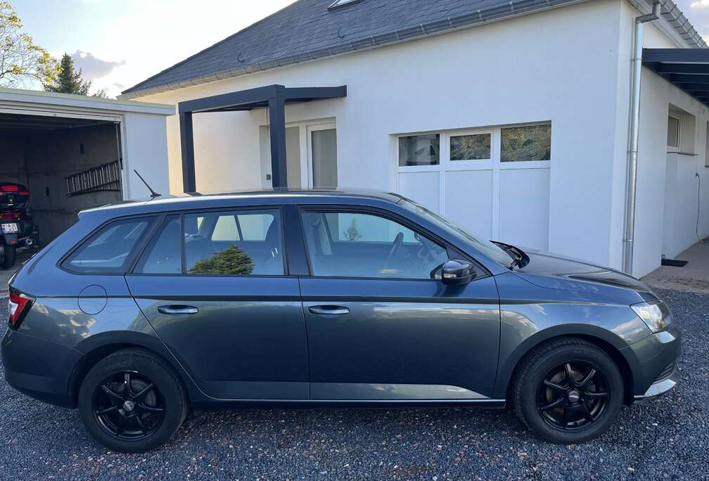 Skoda Combi 1.0 MPI Ambition