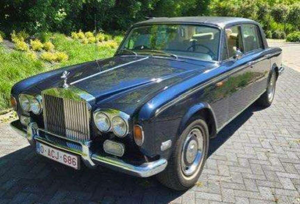 Rolls-Royce rallongée