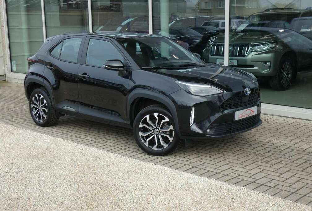 Toyota HYBRID +Parkeersensoren +Zetelverwarming +Dodehoek