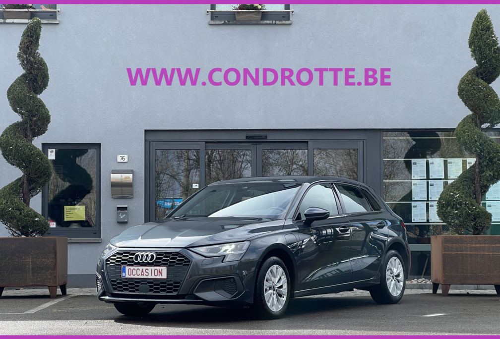 Audi HYBRIDE ESSENCE 204 CV S-TRONIC