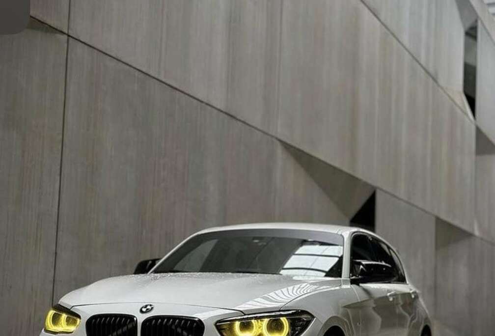 BMW 118iA