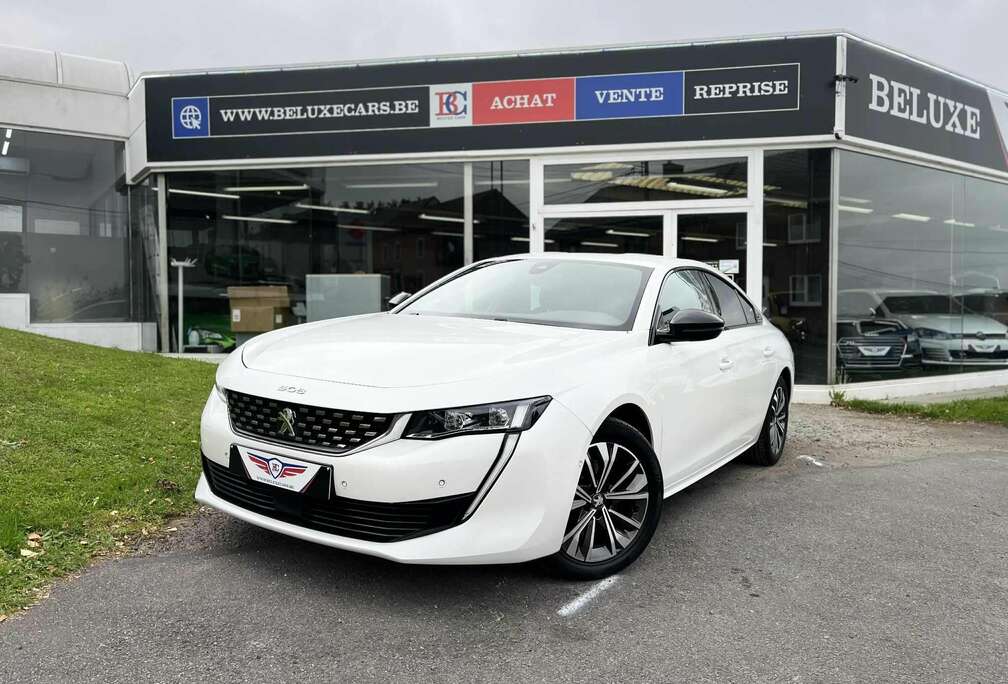Peugeot 1.6 GT Line S *AUTO*LED*NAVI*CAMERA-360*