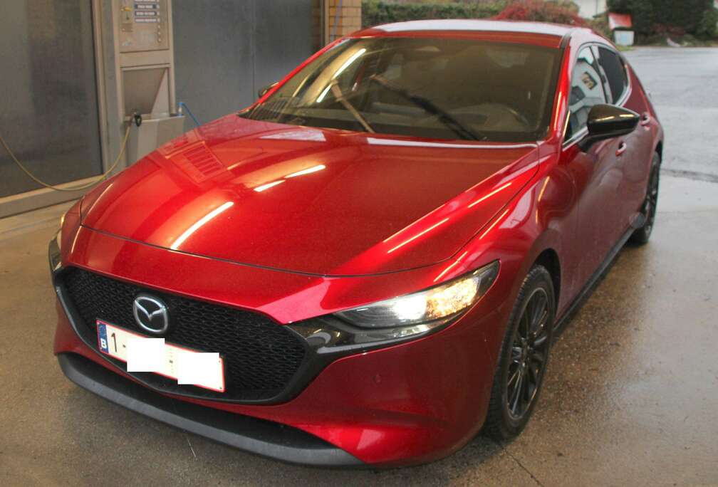 Mazda 3 Hatchback 2.0i e-Skyactiv-G Homura