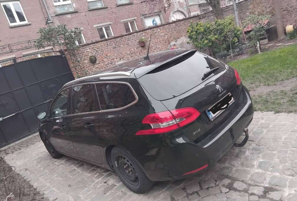 Peugeot 308 SW 1.2 PureTech Allure (EU6.2)