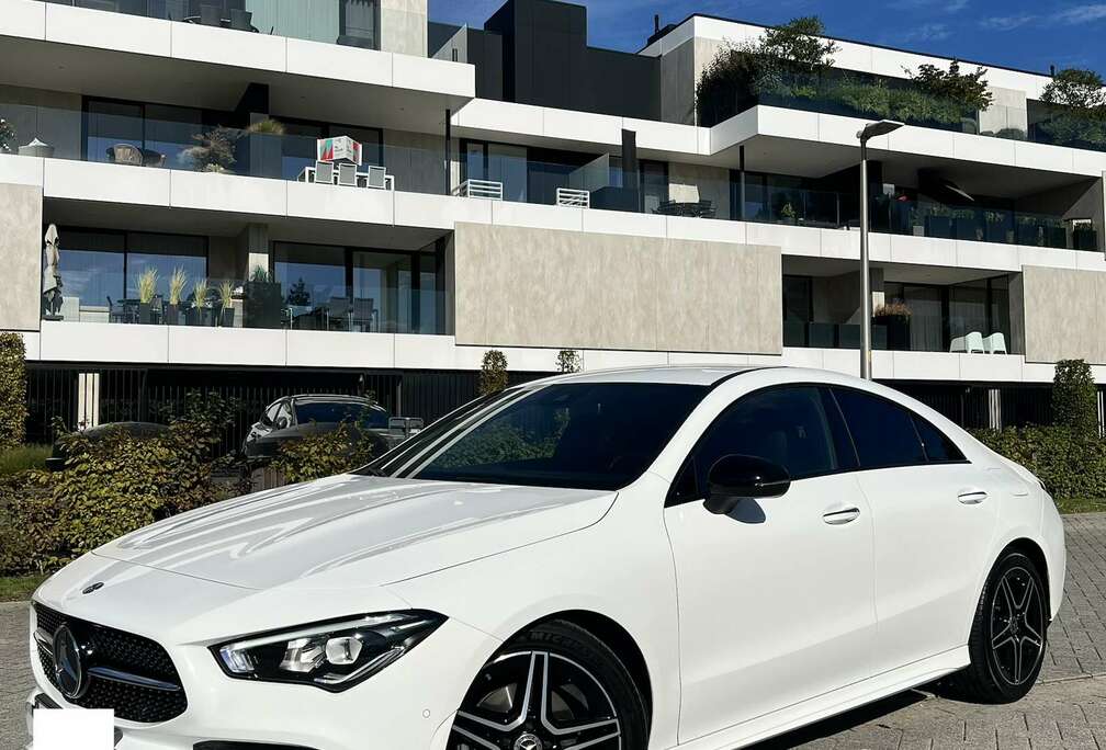 Mercedes-Benz AMG LINE•KEYLESS ENTRY•CAMERA•NIGHT PACK•GARANTIE