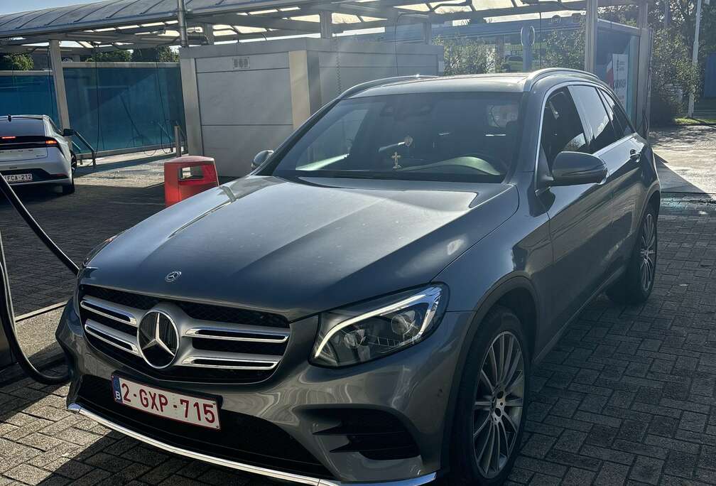 Mercedes-Benz d 4Matic 9G-TRONIC Exclusive