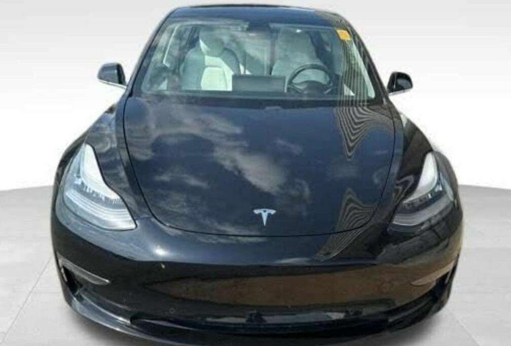 Tesla Model 3 Standard Reichweite Plus Hinterradantrieb